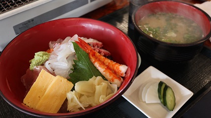 海鮮丼